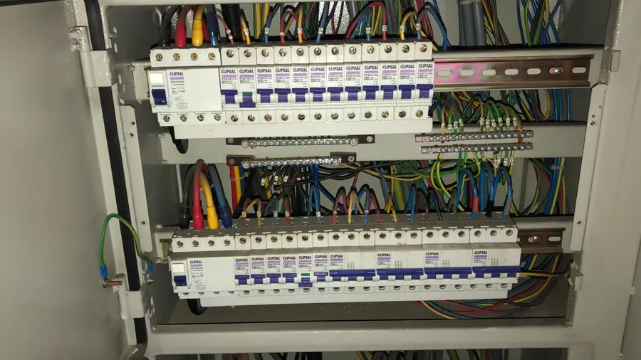 Completed DB box wiring and cable organisation